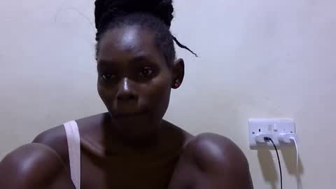 Snapshot of pretty_leila1 chatting on March 22, 10:24 pm pretty_leila1 online show from March 22, 10:24 pm