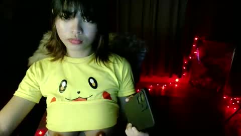 Snapshot of pretty_little_baby18 chatting on February 25, 7:40 am Venus online show from February 25, 7:40 am