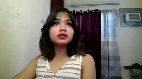 Snapshot of pretty_little_baby18 chatting on June 9, 6:03 am Venus online show from June 9, 6:03 am