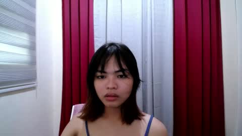 Snapshot of pretty_little_baby18 chatting on June 15, 5:53 am Venus online show from June 15, 5:53 am