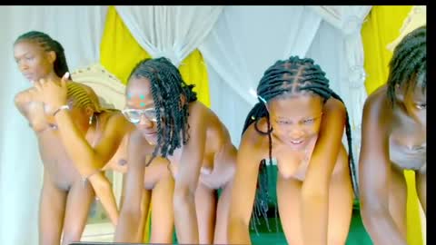 Snapshot of pretty_little_thing1 chatting on March 24, 8:58 pm Rinah online show from March 24, 8:58 pm