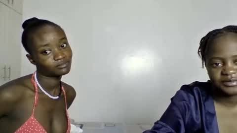 pretty luv1 online show from January 19, 8:29 am