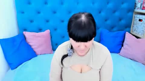 pretty_malika online show from November 16, 5:35 am