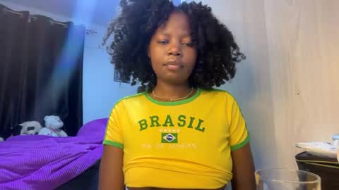 Snapshot of pretty_peaches chatting on March 10, 1:21 am Pretty peaches online show from March 10, 1:21 am