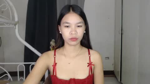 Snapshot of pretty_princes19 chatting on May 16, 7:23 pm Princess online show from May 16, 7:23 pm