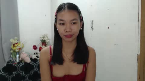 Snapshot of pretty_princes19 chatting on June 4, 8:37 pm Princess online show from June 4, 8:37 pm