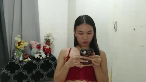 Snapshot of pretty_princes19 chatting on June 8, 7:14 pm Princess online show from June 8, 7:14 pm
