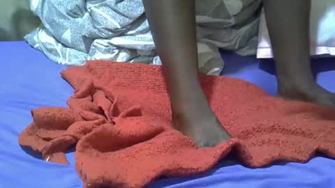 pretty_shalley online show from November 17, 6:41 am