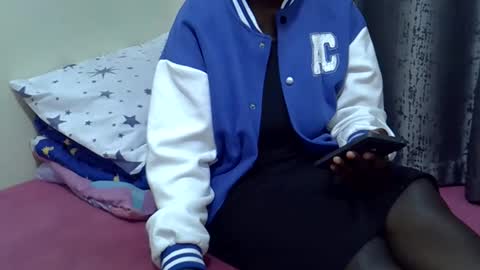 pretty_sheanna online show from November 2, 2:47 am