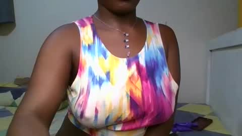 Snapshot of pretty_shila chatting on October 10, 12:48 pm pretty_shila online show from October 10, 12:48 pm