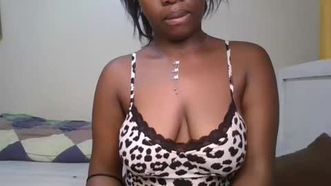 Snapshot of pretty_shila chatting on October 18, 5:35 pm pretty_shila online show from October 18, 5:35 pm