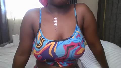 pretty_shila online show from January 18, 1:37 pm