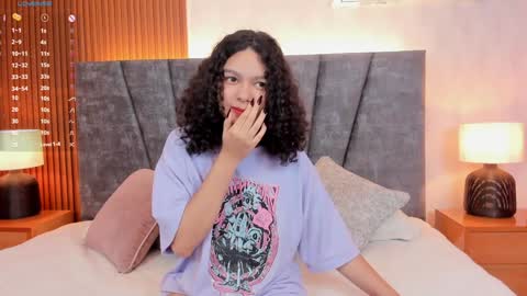 Daisy Flower online show from December 14, 2:12 am