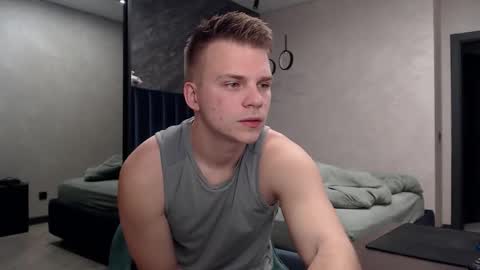 Justin online show from November 25, 4:45 am