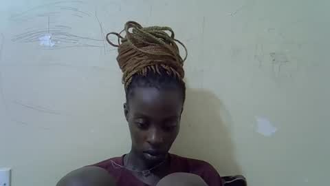 Vee online show from March 16, 4:44 pm