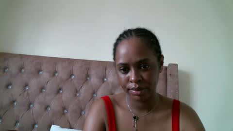 Snapshot of pretty_zii chatting on September 20, 8:59 am zii online show from September 20, 8:59 am