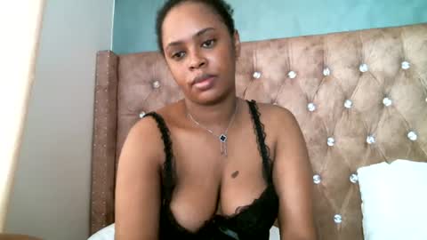 zii online show from June 28, 9:15 am