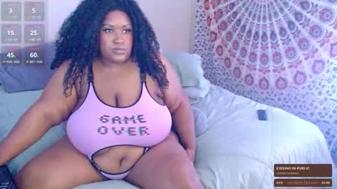 Miss Pretty online show from October 25, 2:52 am