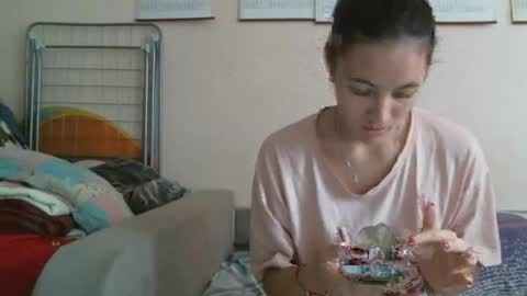 Snapshot of prettybella_7 chatting on September 28, 5:13 am Bella online show from September 28, 5:13 am