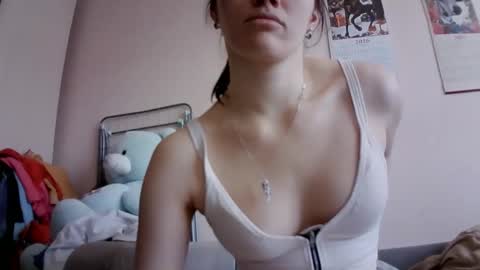 Bella online show from March 30, 7:53 am