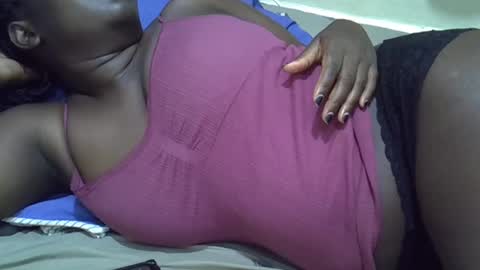 prettybooty1 online show from March 5, 2:14 am