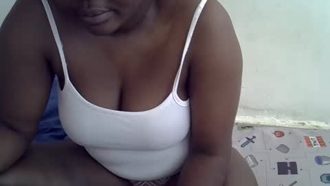 prettybooty1 online show from January 17, 9:03 am