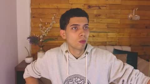 Camilo online show from December 18, 3:12 am