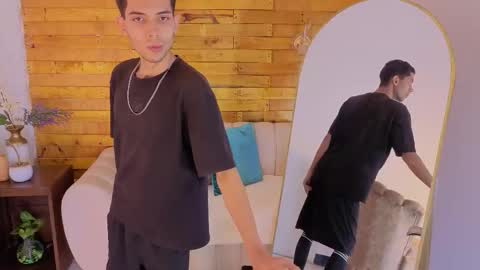 Camilo online show from February 1, 7:56 pm