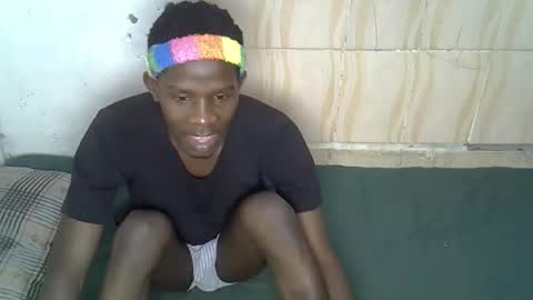 prettyboyz11 online show from September 19, 2:57 am