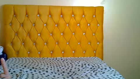 prettycandy0 online show from September 23, 6:44 pm