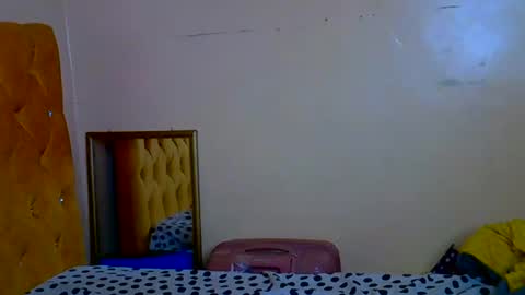 prettycandy0 online show from March 3, 4:46 pm