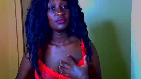 prettycandy0 online show from May 15, 11:01 pm