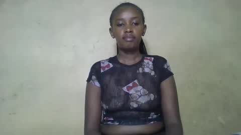 Snapshot of prettycarl_2 chatting on September 19, 1:18 am prettycarl_2 online show from September 19, 1:18 am