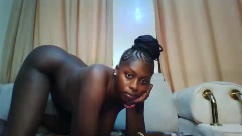 Snapshot of prettydulce chatting on October 11, 2:59 pm prettydulce online show from October 11, 2:59 pm