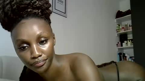 Pretty darkskin doll online show from May 8, 10:09 am