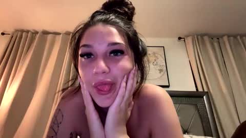 prettygirllltorii online show from February 17, 1:46 am