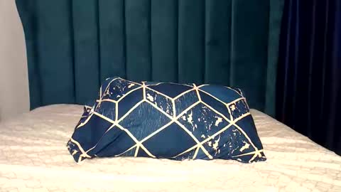 Mary online show from November 1, 6:48 am