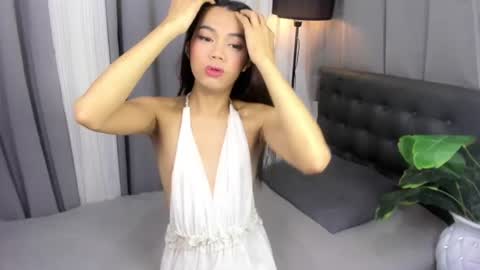 prettyhothugecock online show from June 27, 1:50 pm