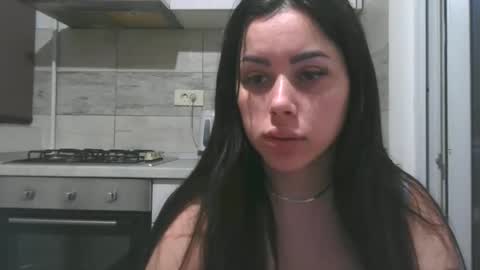 prettyjulliette online show from May 13, 5:32 pm