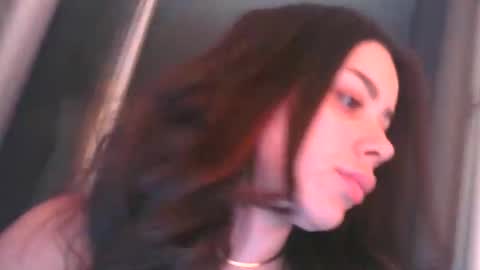 prettyjulliette online show from May 15, 1:51 pm