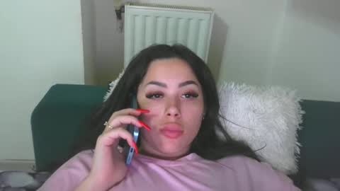 prettyjulliette online show from May 18, 3:29 pm