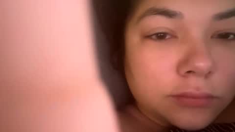 prettylatinamomma01 online show from November 29, 4:32 pm