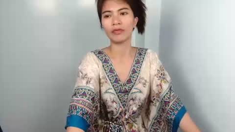 prettylittle_lady online show from May 19, 1:00 am