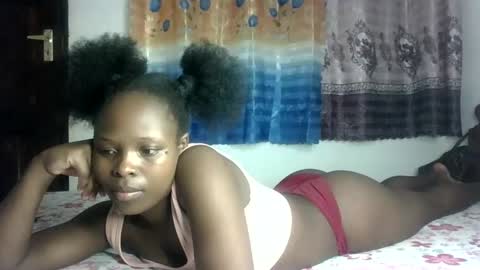 Melly online show from February 3, 6:49 pm