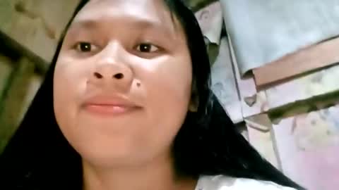 Snapshot of prettyneca5991 chatting on February 20, 9:21 am prettyneca5991 online show from February 20, 9:21 am
