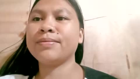 Snapshot of prettyneca5991 chatting on April 19, 1:05 am prettyneca5991 online show from April 19, 1:05 am