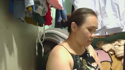 Nhing online show from December 31, 3:09 pm