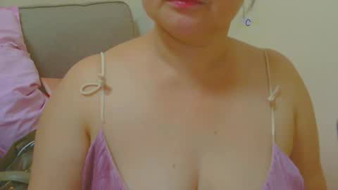 Nhing online show from May 5, 2:03 pm