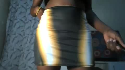 prettypussy_24 online show from June 1, 7:59 pm