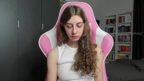 Snapshot of prettysomething chatting on April 13, 7:47 am Sophie next stream will be at Monday i will wait you guys online show from April 13, 7:47 am
